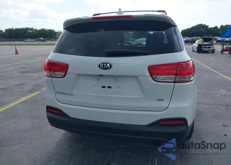 2016 Kia Sorento 2.4L Lx z USA, uszkodzony, nr VIN 5XYPG4A39GG091994